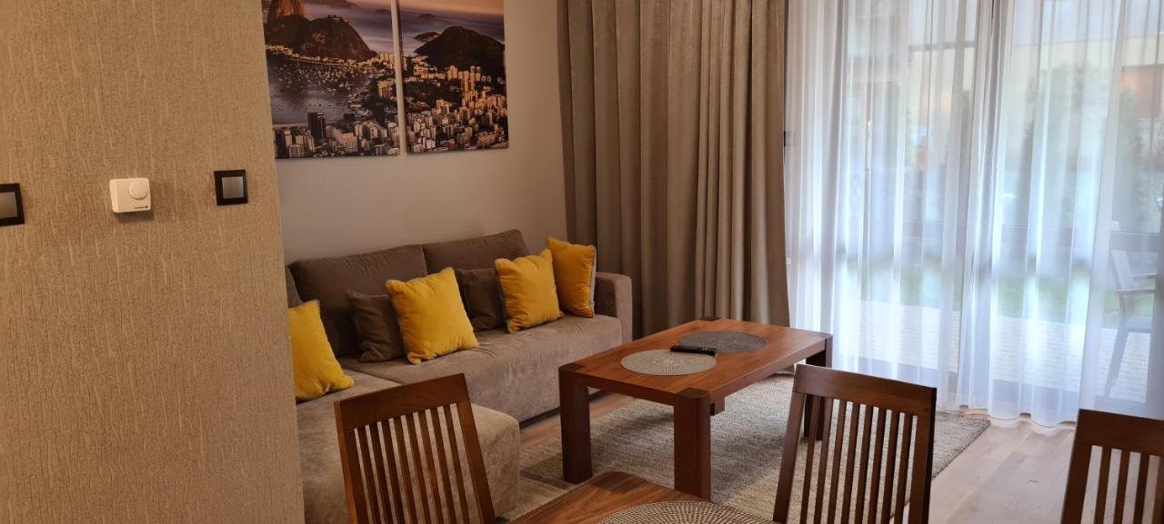 Apartment Park 1 *